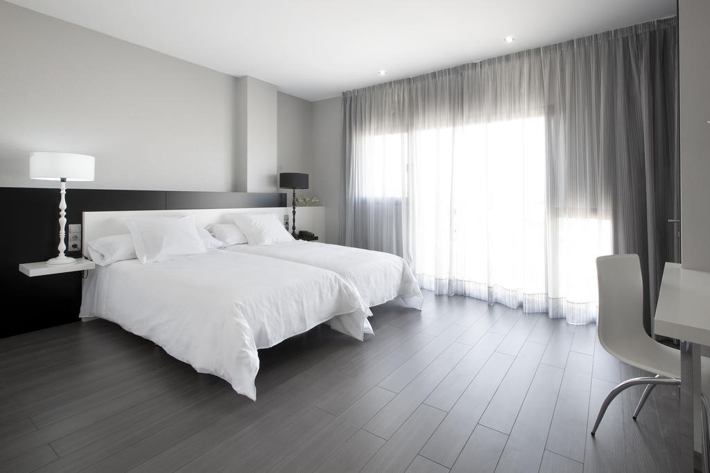 Hotel MasMonzón Pokoj fotografie